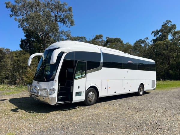 Full-Size Coach
